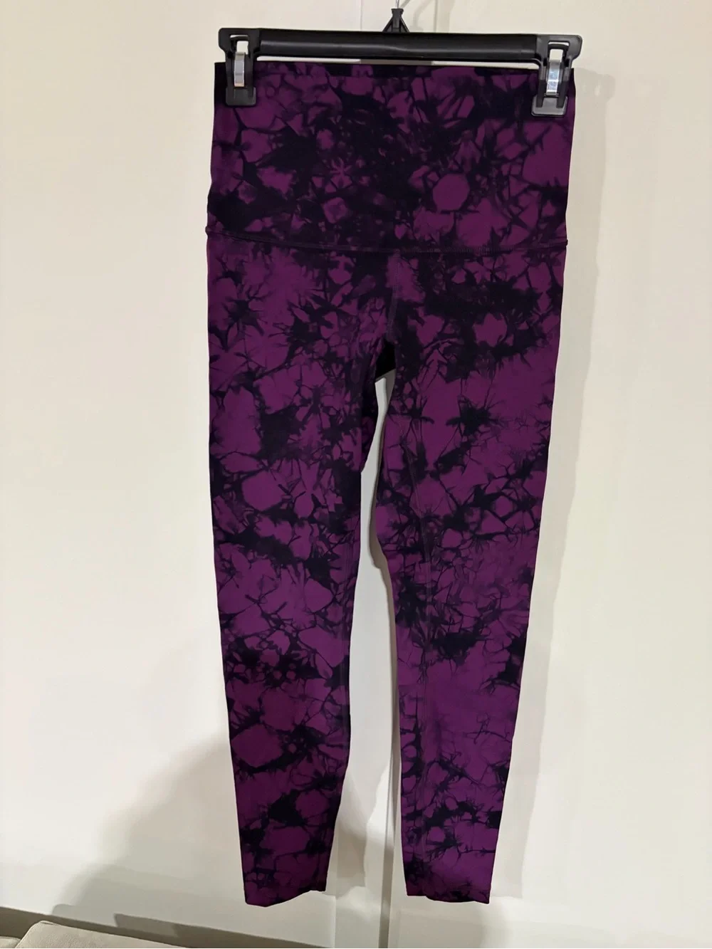 Lululemon Wunder Under High Rise Leggings Purple Black Tie Dye Size 6